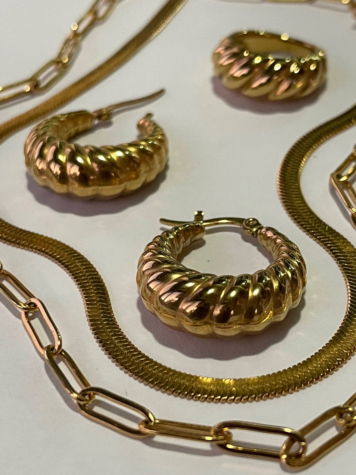 Lena Herringbone Snake Necklace