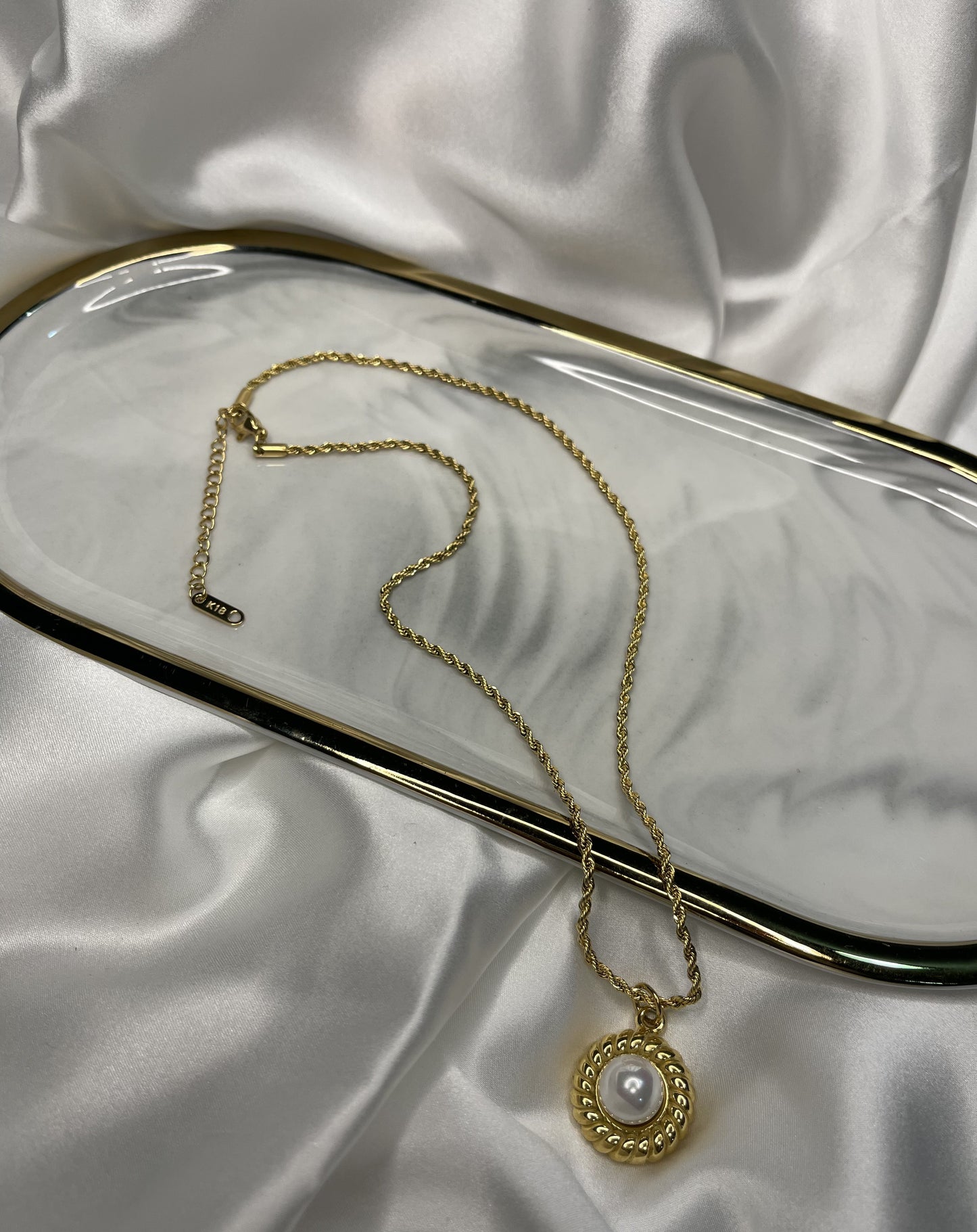 Liane Pearl Necklace