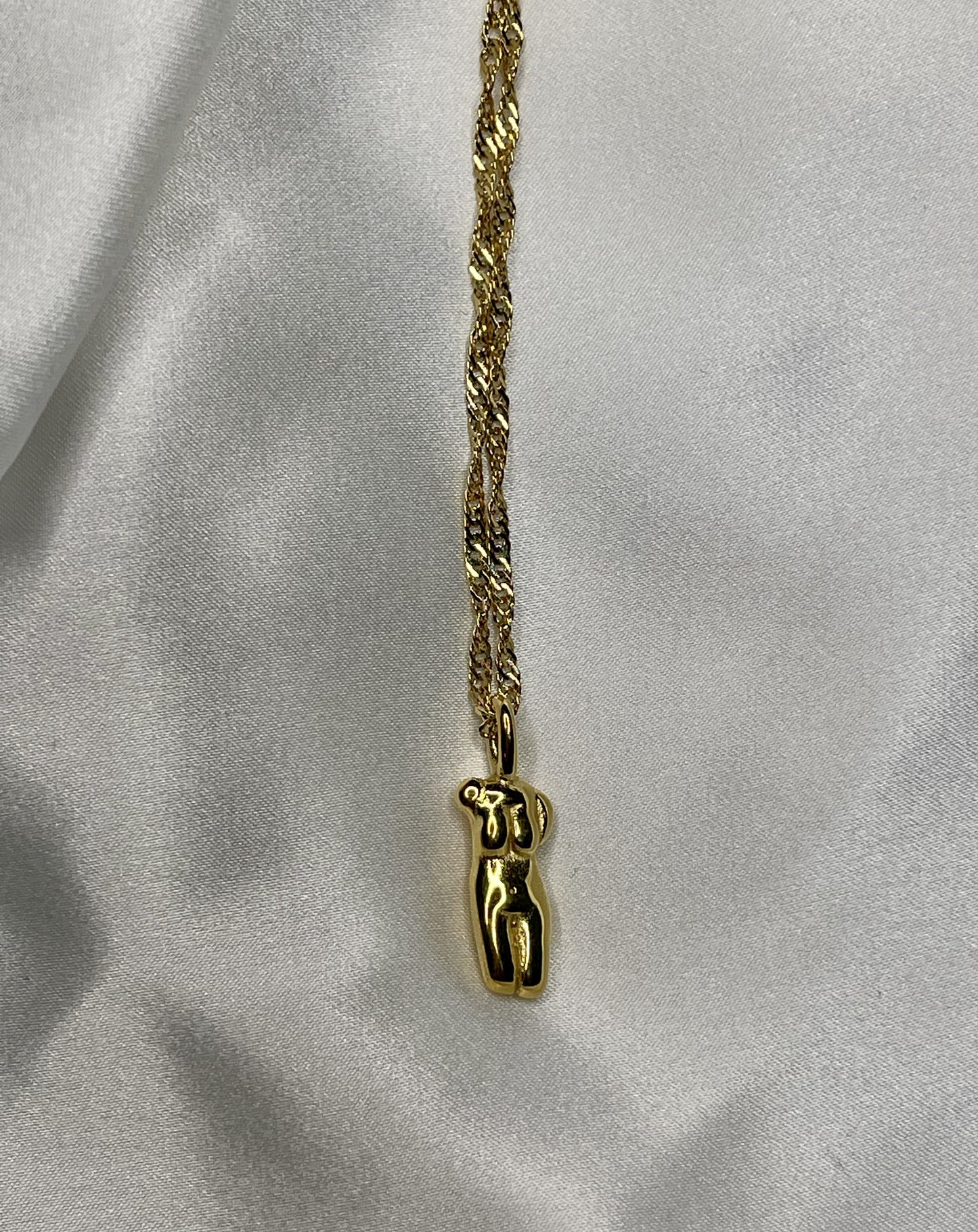 Lola’s Shape Necklace