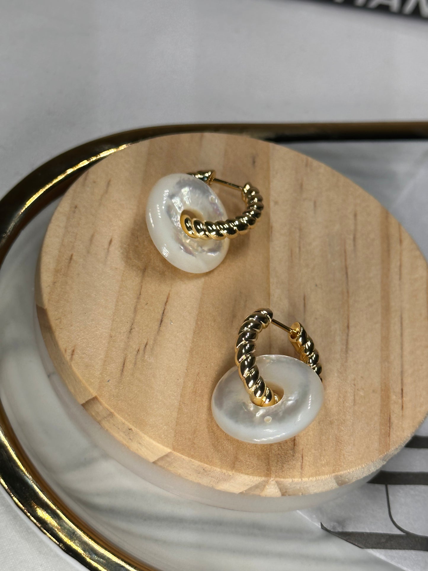 Lojain Pearl Hoops