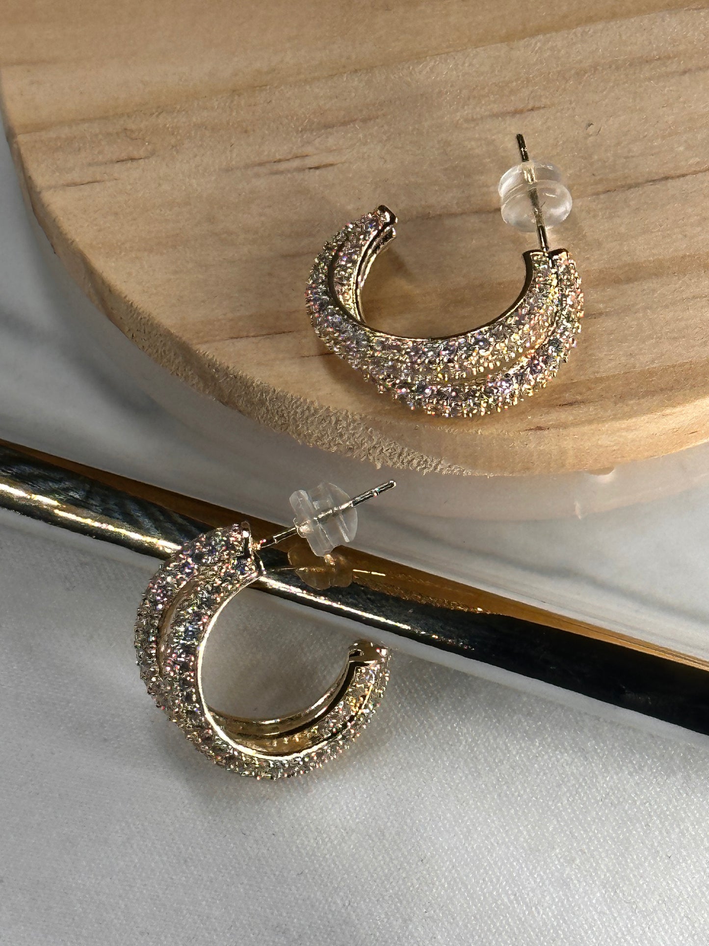 Lara Shiny Earrings