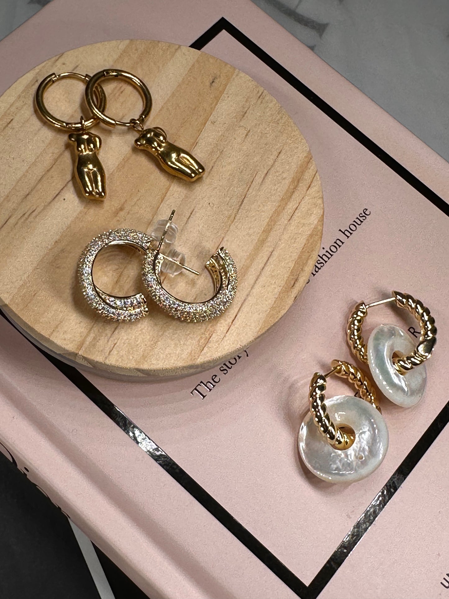 Lara Shiny Earrings