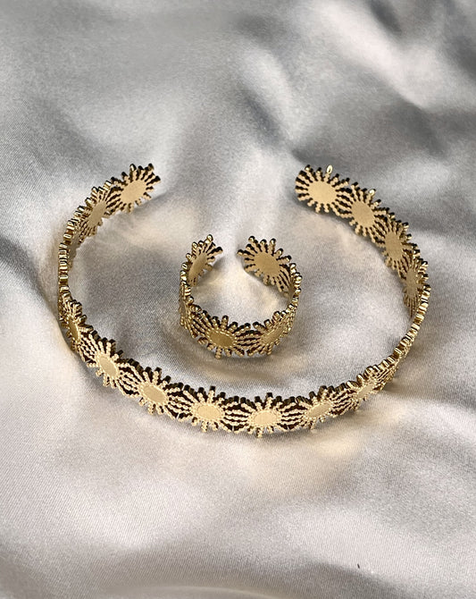 Lissa Flower Bracelet