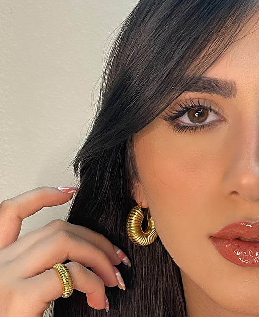Ludmila Hoops