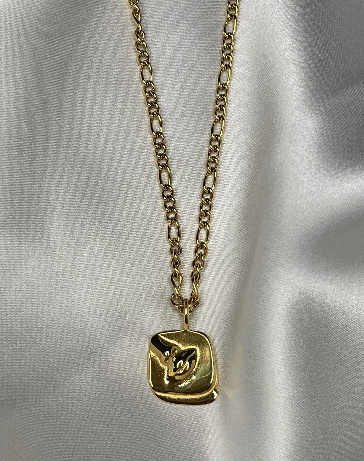 Lucy Necklace